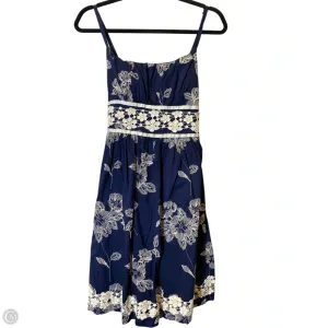 Dress Casual Short By Dressbarn In Blue & White. Size: L