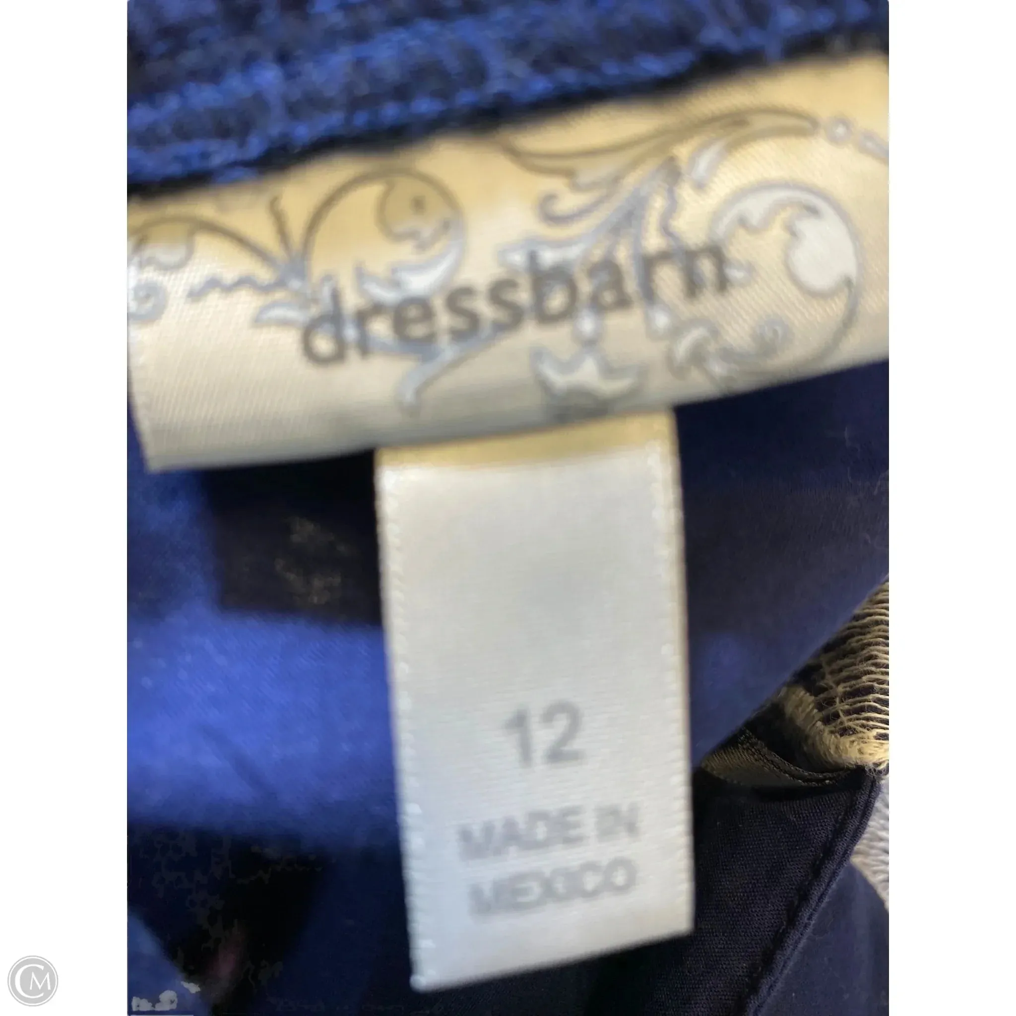 Dress Casual Short By Dressbarn In Blue & White. Size: L