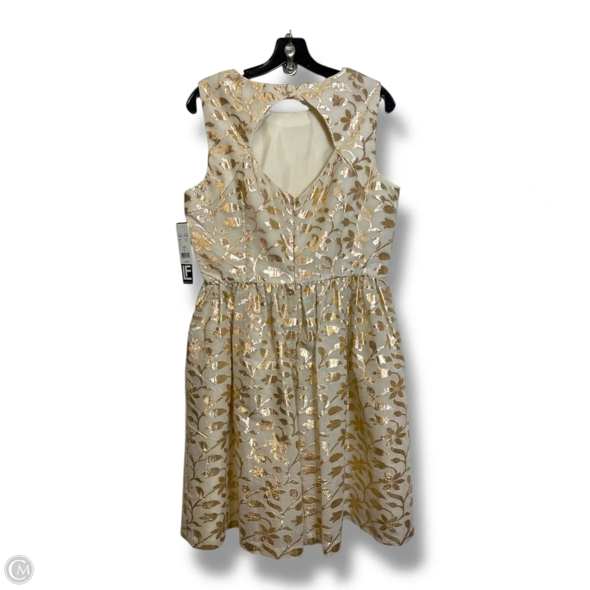 Dress Party Short By Leslie Fay In Gold. Size: 12