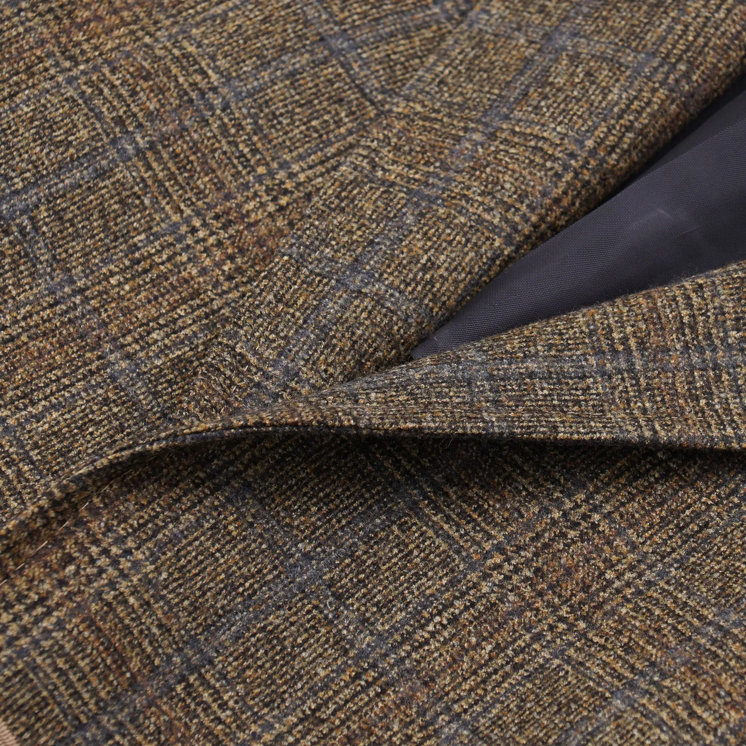 Isaia Slim-Fit Soft Flannel Wool Suit