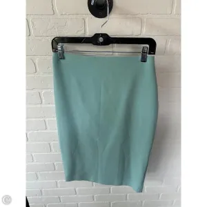 Skirt Mini & Short By White House Black Market In Green. Size: 2